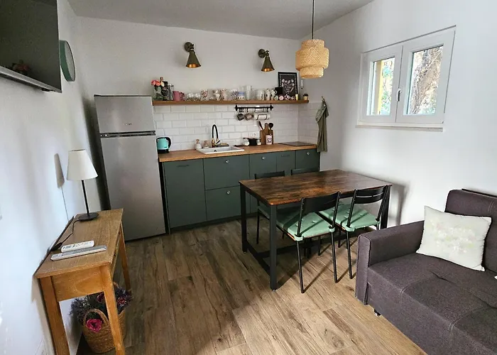 By The Sea - 22448 Daire *